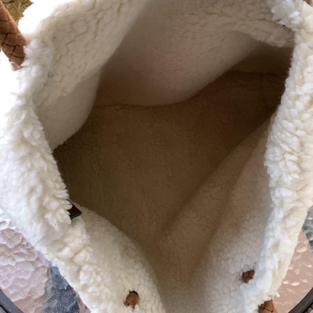 NWOT faux suede and shearling winter tote - Picture 3 of 8